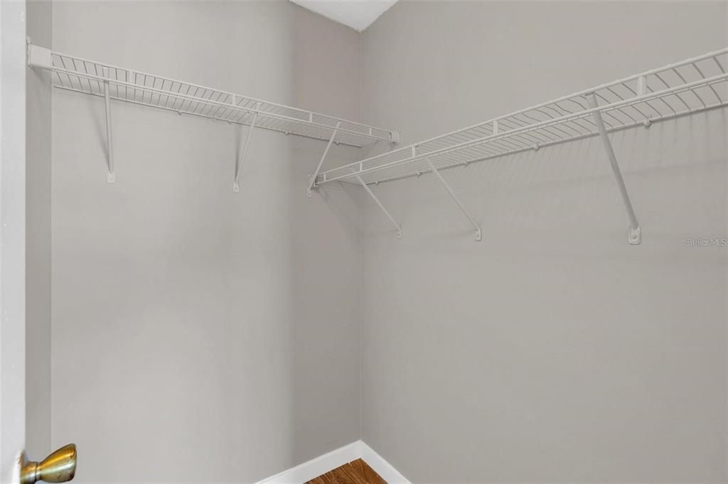 For Rent: $1,600 (2 beds, 2 baths, 837 Square Feet)