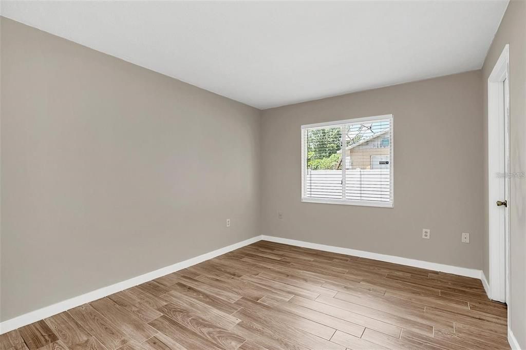 For Rent: $1,600 (2 beds, 2 baths, 837 Square Feet)