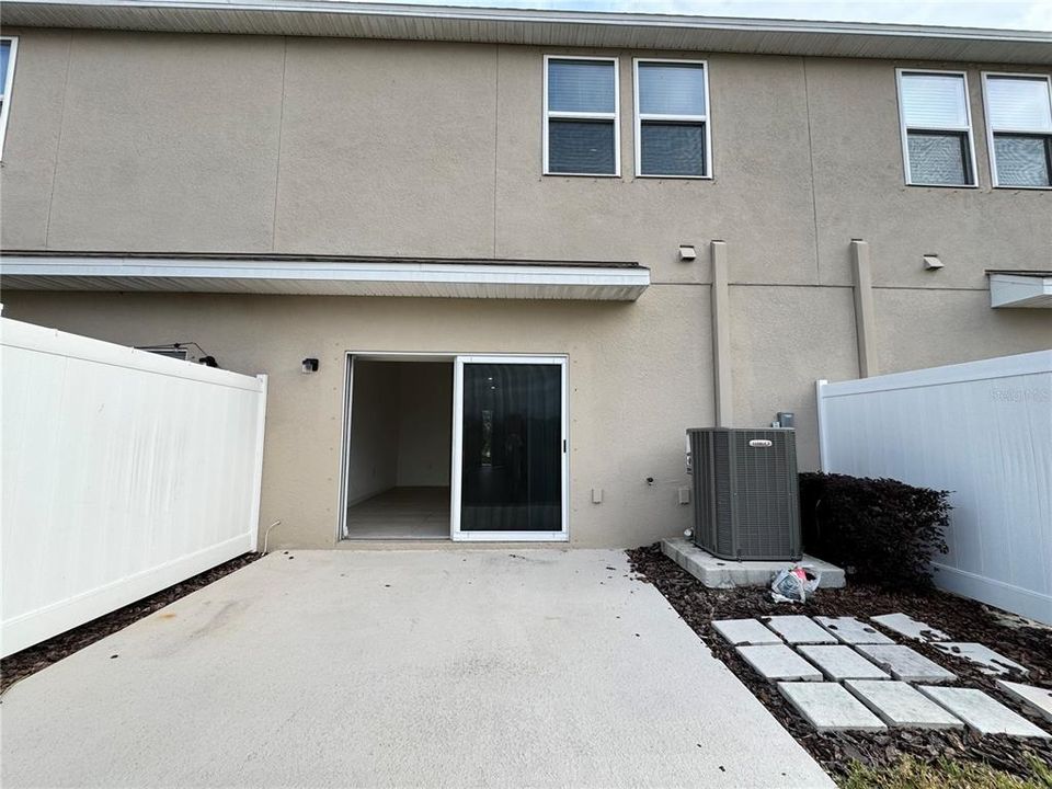 В аренду: $2,200 (3 спален, 2 ванн, 1394 Квадратных фут)