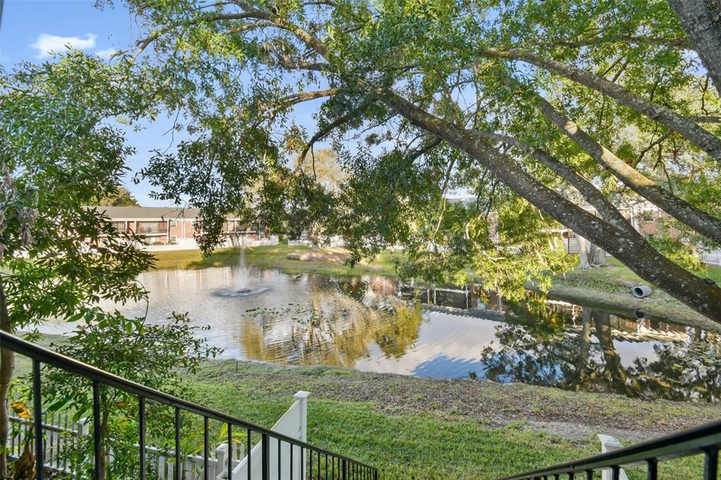 For Sale: $199,000 (2 beds, 1 baths, 924 Square Feet)