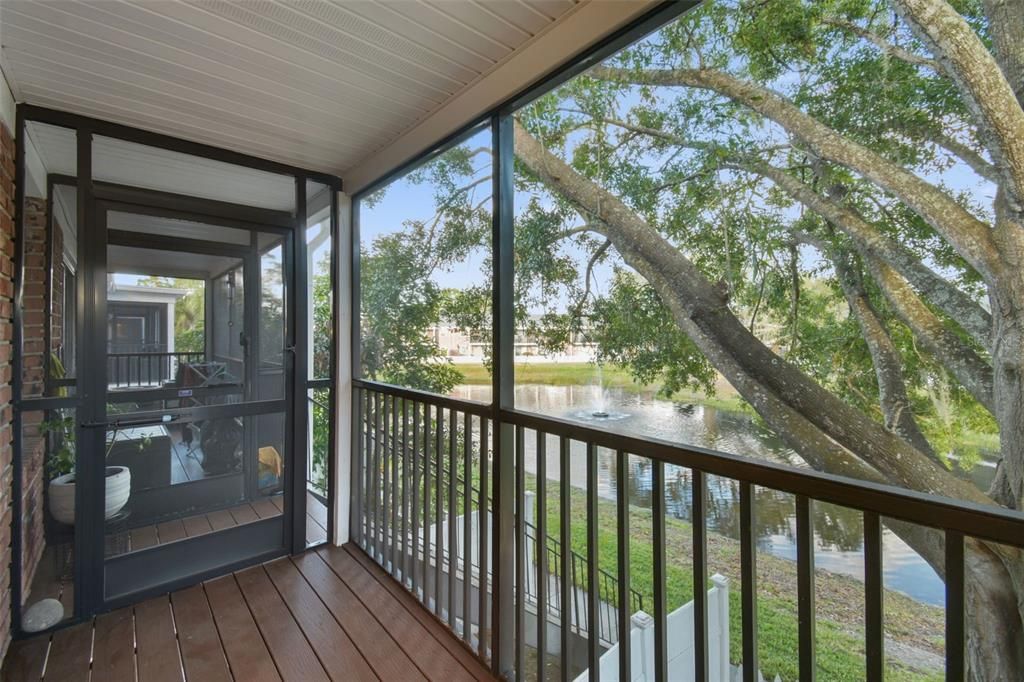 For Sale: $199,000 (2 beds, 1 baths, 924 Square Feet)