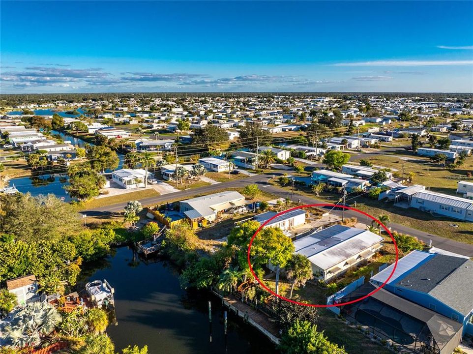 For Sale: $214,900 (2 beds, 2 baths, 1464 Square Feet)