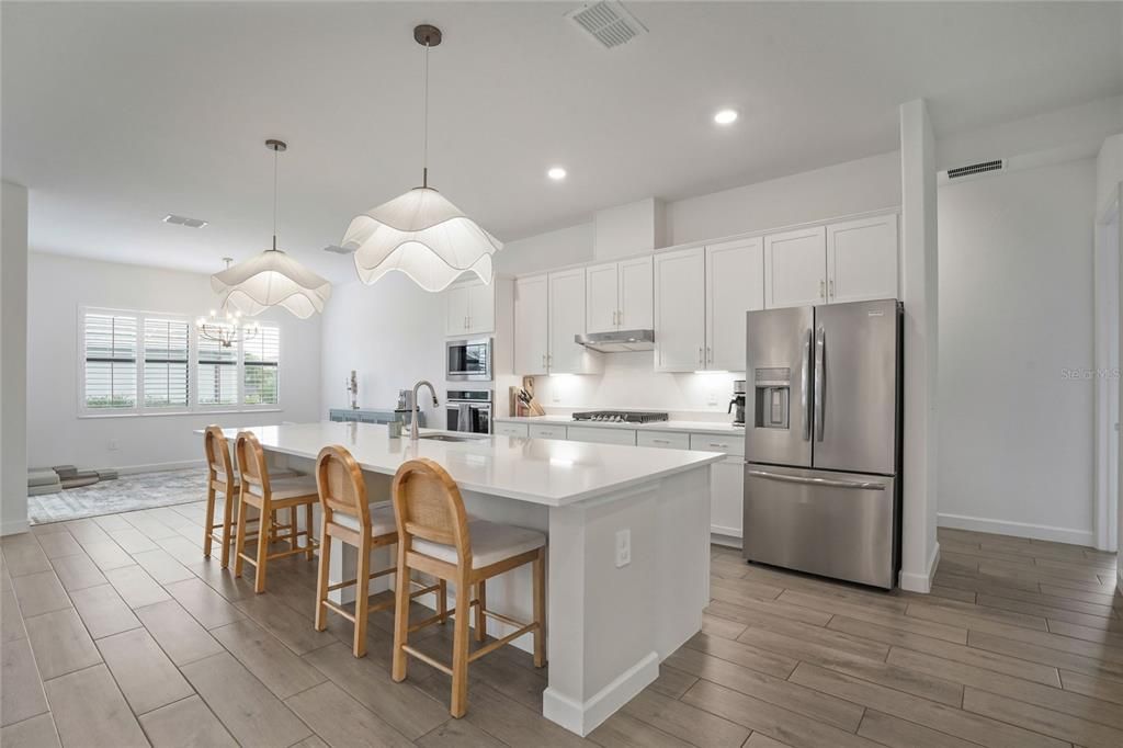 En Venta: $750,000 (3 camas, 3 baños, 2650 Pies cuadrados)