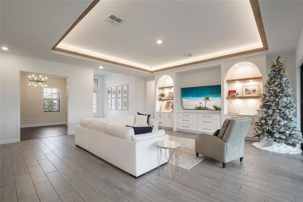 En Venta: $750,000 (3 camas, 3 baños, 2650 Pies cuadrados)