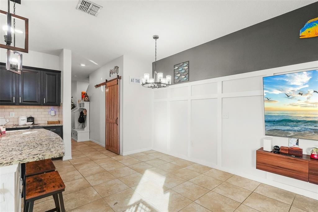 На продажу: $395,000 (3 спален, 2 ванн, 1819 Квадратных фут)