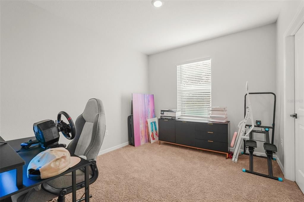 На продажу: $395,000 (3 спален, 2 ванн, 1819 Квадратных фут)