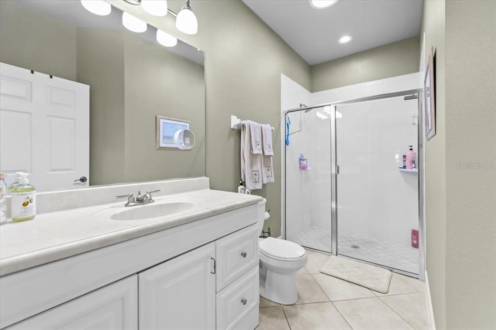 待售: $259,999 (3 贝兹, 2 浴室, 1210 平方英尺)