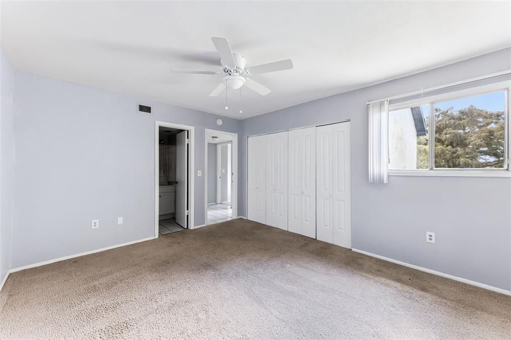 待售: $165,000 (3 贝兹, 2 浴室, 1112 平方英尺)