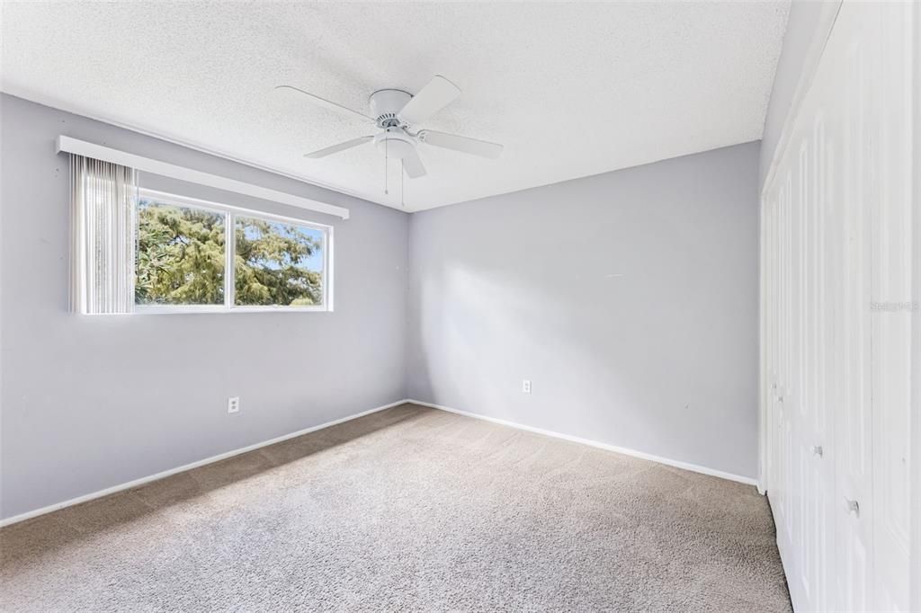 待售: $165,000 (3 贝兹, 2 浴室, 1112 平方英尺)