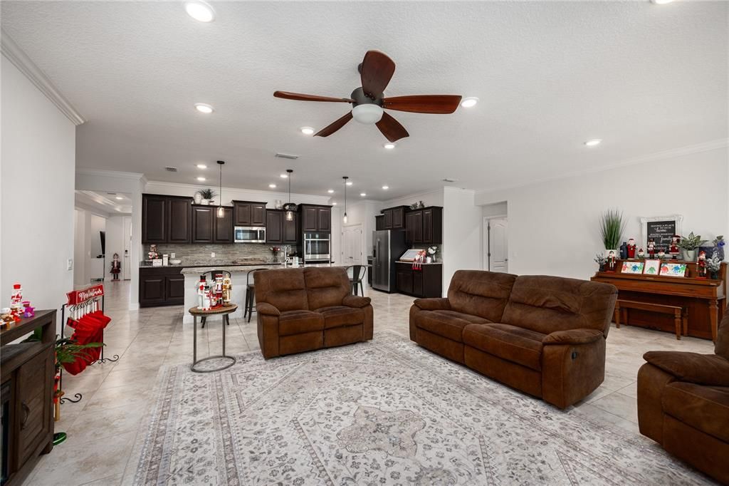 For Sale: $759,000 (4 beds, 3 baths, 3130 Square Feet)