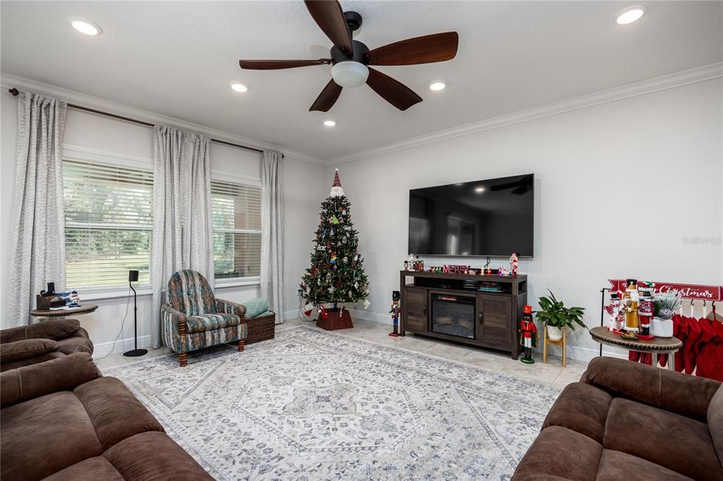 For Sale: $759,000 (4 beds, 3 baths, 3130 Square Feet)