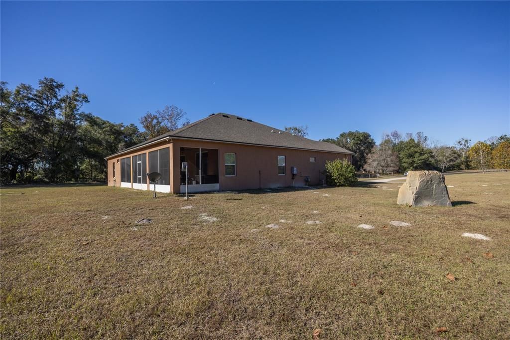 For Sale: $759,000 (4 beds, 3 baths, 3130 Square Feet)