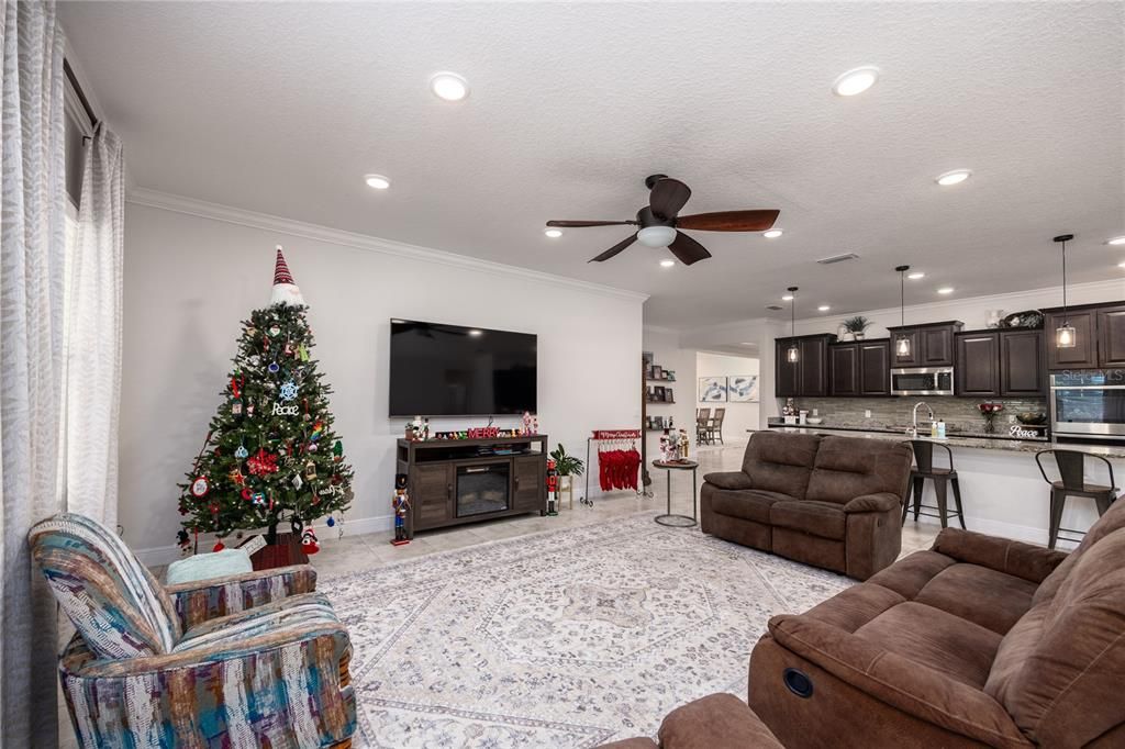 For Sale: $759,000 (4 beds, 3 baths, 3130 Square Feet)