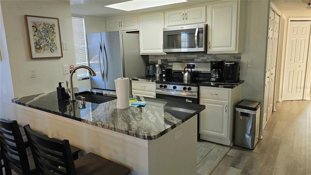 For Sale: $230,000 (3 beds, 2 baths, 1301 Square Feet)