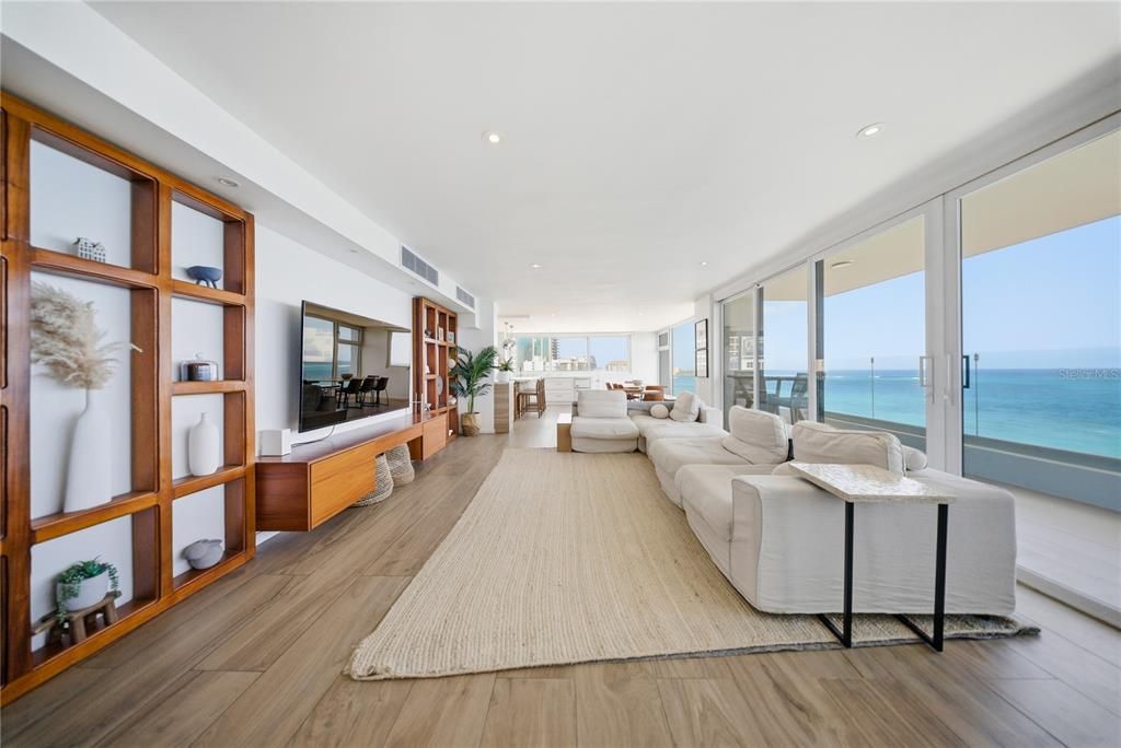 For Sale: $5,249,000 (4 beds, 5 baths, 3200 Square Feet)