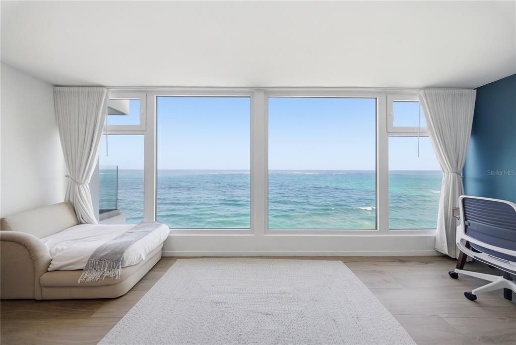 For Sale: $5,249,000 (4 beds, 5 baths, 3200 Square Feet)