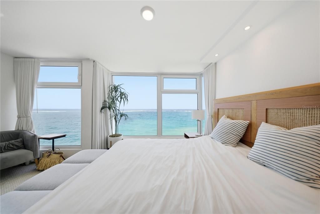 For Sale: $5,249,000 (4 beds, 5 baths, 3200 Square Feet)