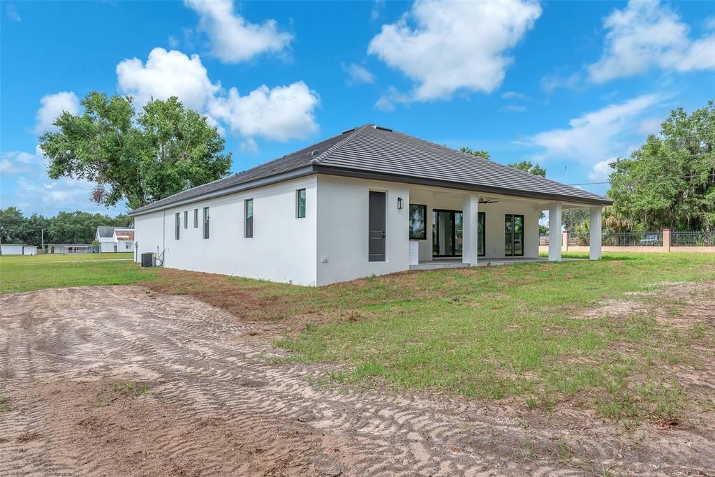 For Rent: $4,700 (4 beds, 4 baths, 3001 Square Feet)