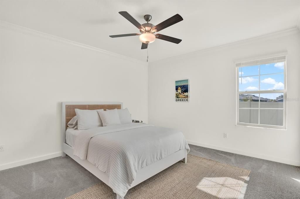 For Sale: $230,000 (2 beds, 2 baths, 1405 Square Feet)