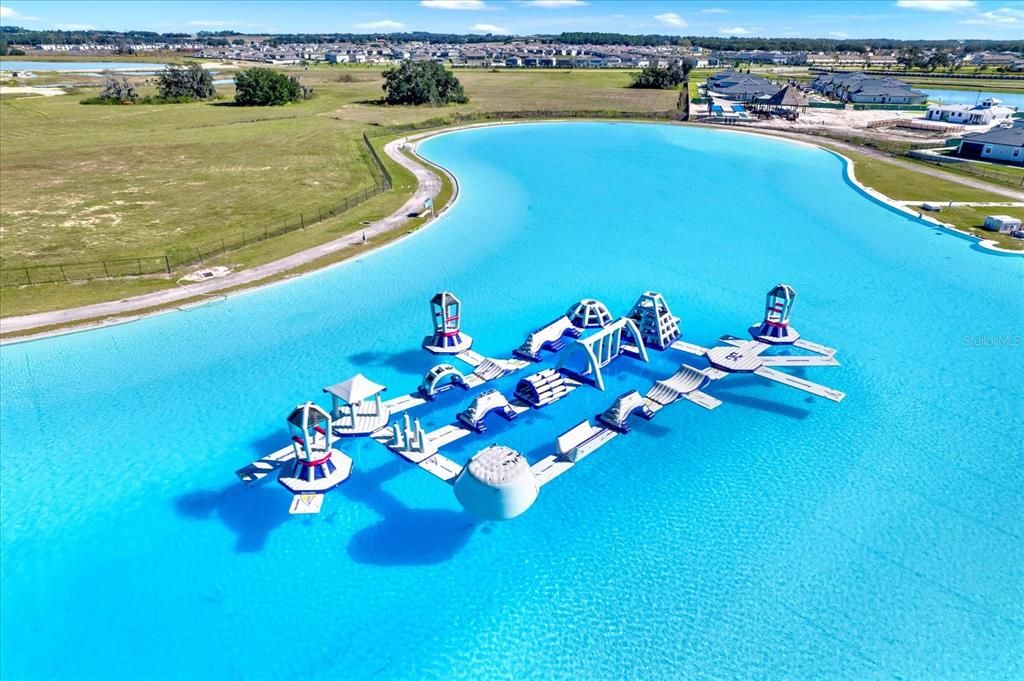 For Sale: $230,000 (2 beds, 2 baths, 1405 Square Feet)