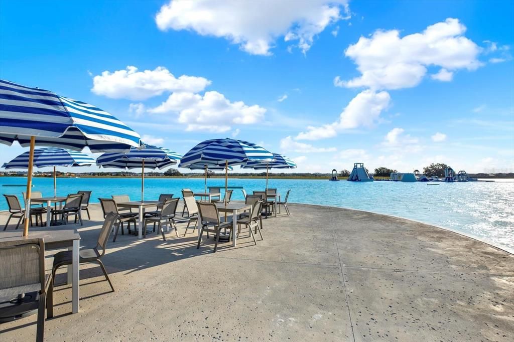 For Sale: $230,000 (2 beds, 2 baths, 1405 Square Feet)