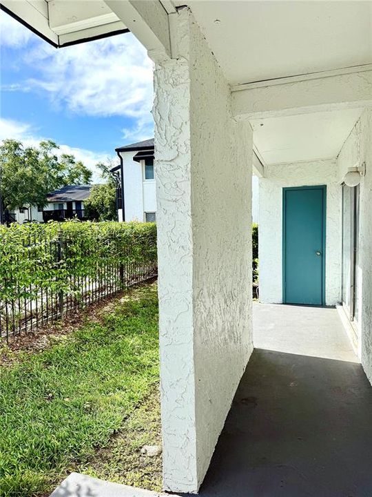 For Rent: $1,800 (2 beds, 1 baths, 1208 Square Feet)