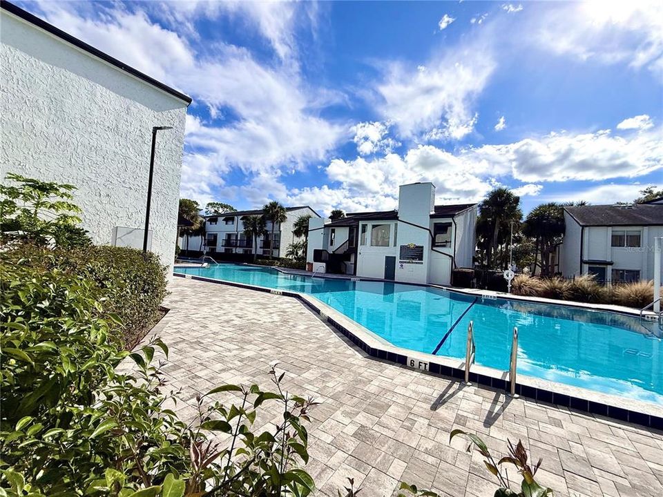 For Rent: $1,800 (2 beds, 1 baths, 1208 Square Feet)