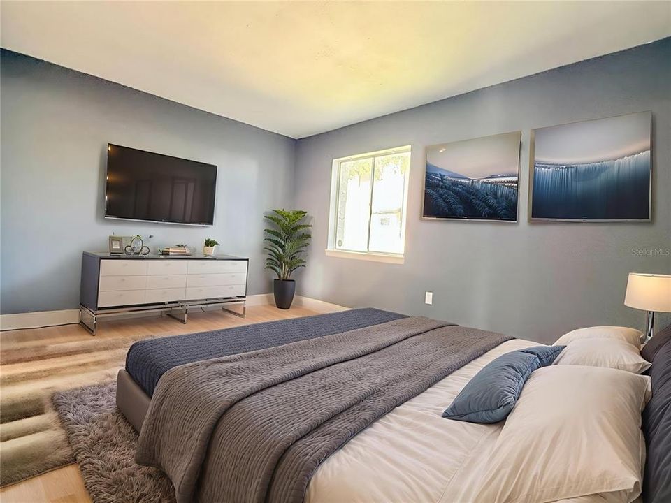 For Rent: $1,800 (2 beds, 1 baths, 1208 Square Feet)