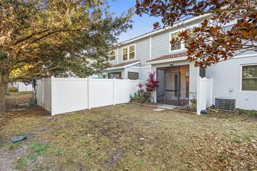 For Sale: $299,000 (3 beds, 2 baths, 1279 Square Feet)