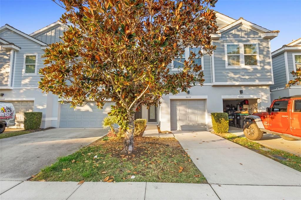 For Sale: $299,000 (3 beds, 2 baths, 1279 Square Feet)