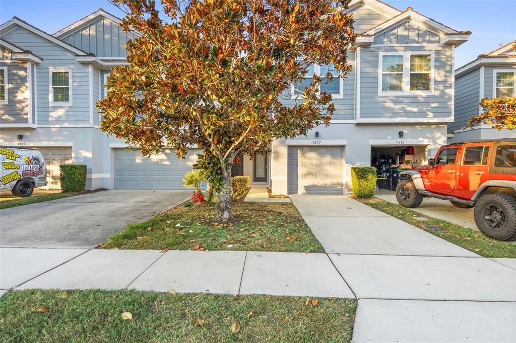 For Sale: $299,000 (3 beds, 2 baths, 1279 Square Feet)