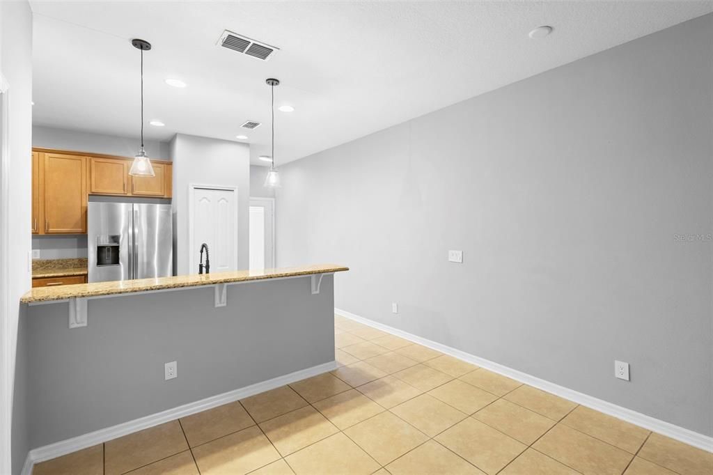 For Sale: $299,000 (3 beds, 2 baths, 1279 Square Feet)