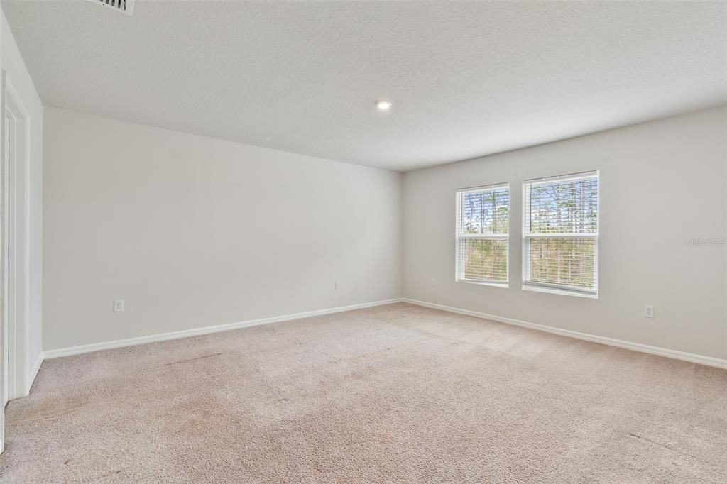 For Sale: $315,000 (4 beds, 2 baths, 2114 Square Feet)