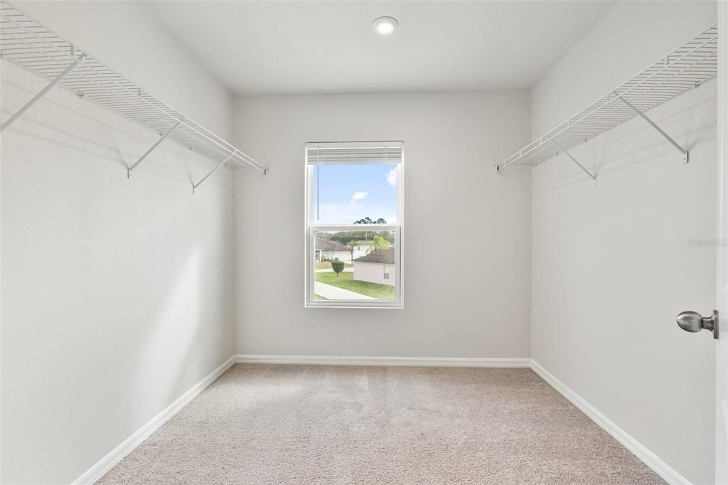 For Sale: $315,000 (4 beds, 2 baths, 2114 Square Feet)