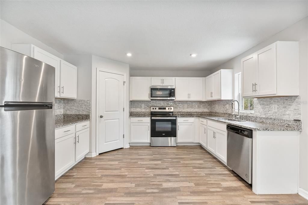 For Sale: $315,000 (4 beds, 2 baths, 2114 Square Feet)