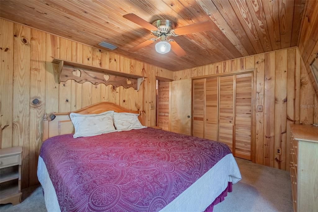 For Sale: $475,000 (3 beds, 2 baths, 1632 Square Feet)