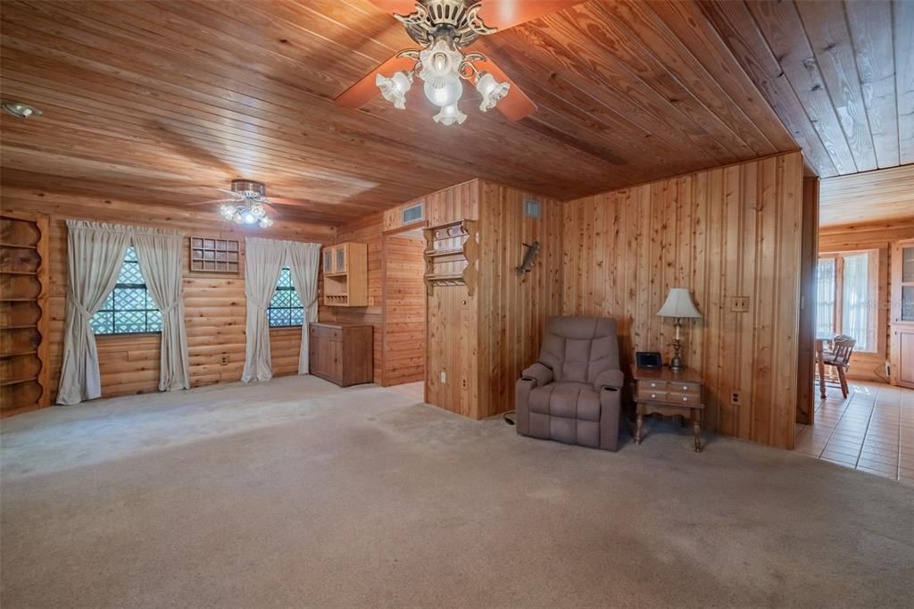 For Sale: $475,000 (3 beds, 2 baths, 1632 Square Feet)