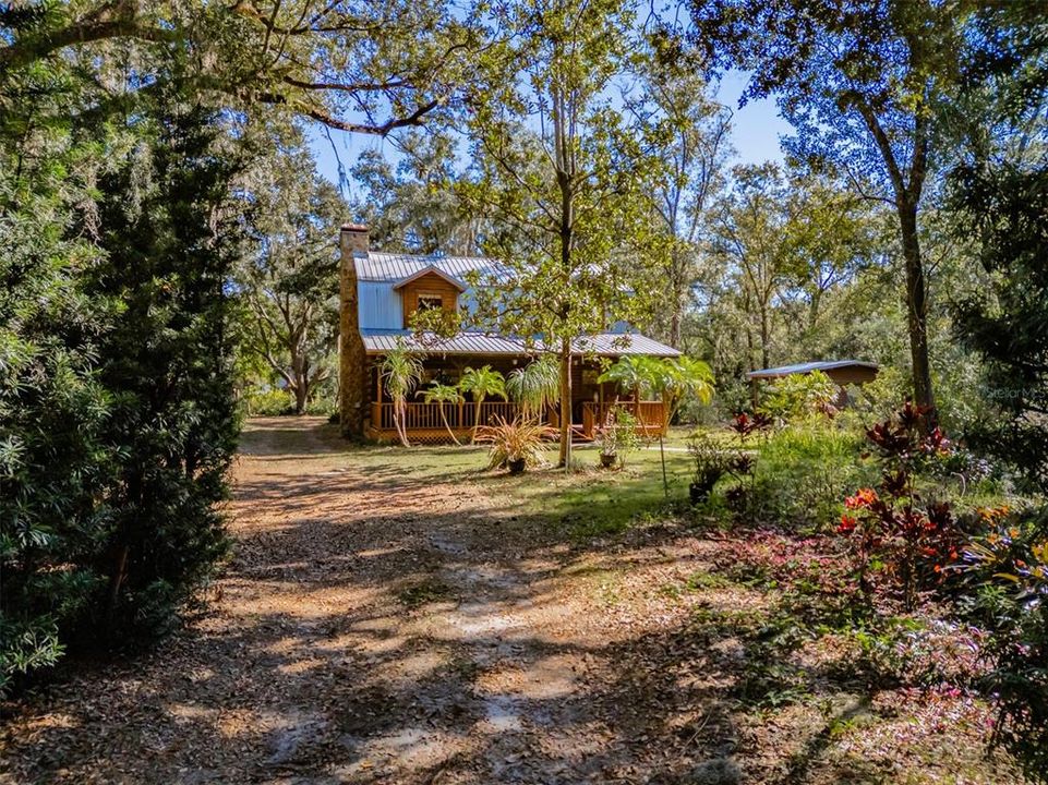 For Sale: $475,000 (3 beds, 2 baths, 1632 Square Feet)