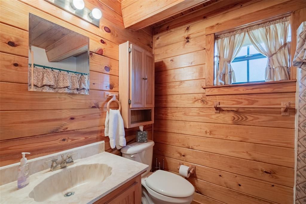 For Sale: $475,000 (3 beds, 2 baths, 1632 Square Feet)