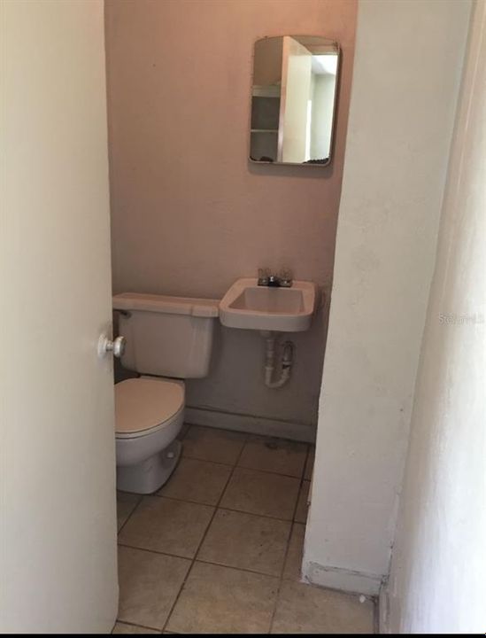 En Venta: $297,500 (4 camas, 3 baños, 2232 Pies cuadrados)