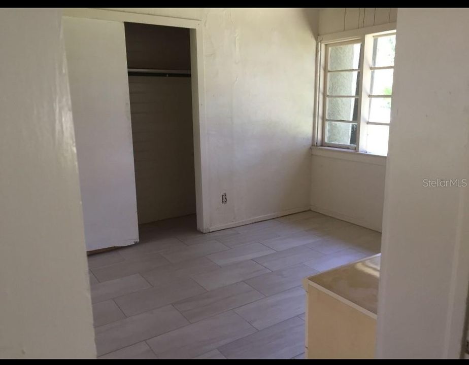 En Venta: $297,500 (4 camas, 3 baños, 2232 Pies cuadrados)