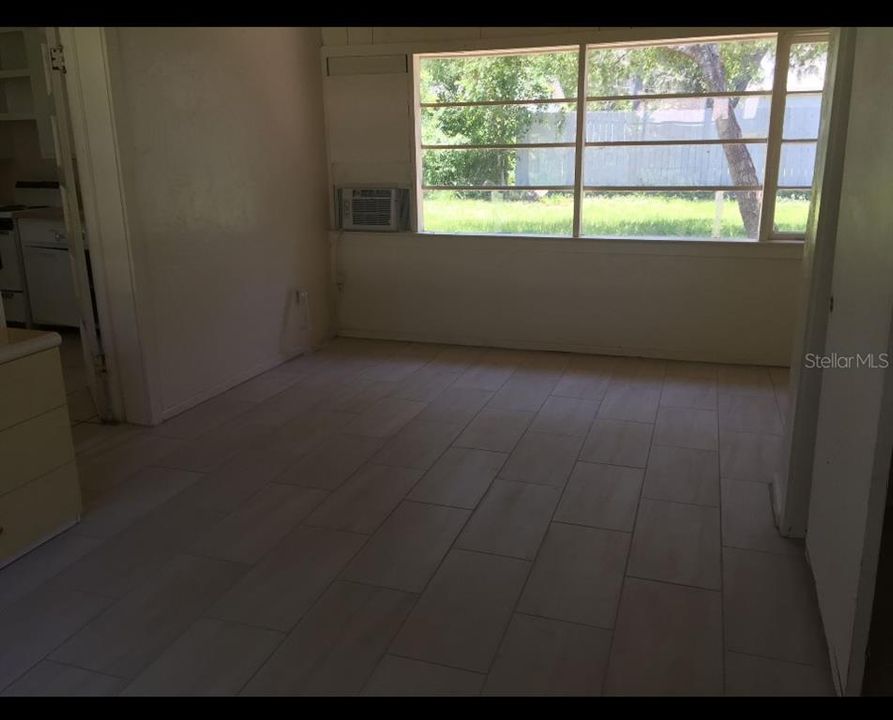 En Venta: $297,500 (4 camas, 3 baños, 2232 Pies cuadrados)