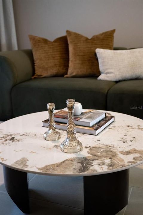 待售: $490,000 (3 贝兹, 2 浴室, 2100 平方英尺)