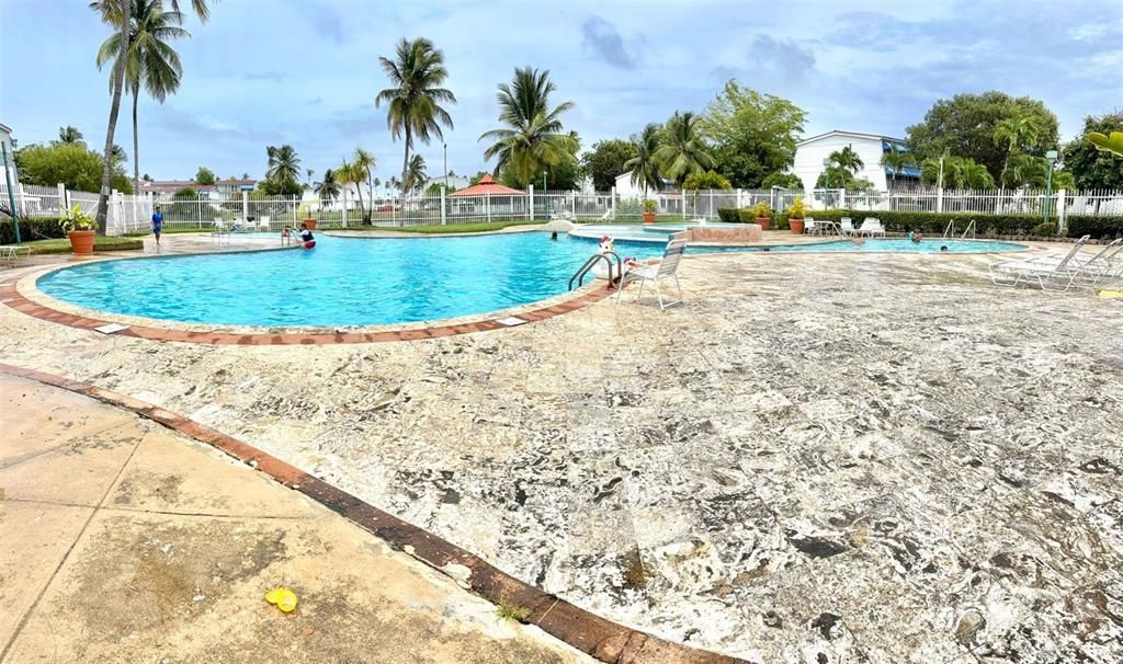 待售: $490,000 (3 贝兹, 2 浴室, 2100 平方英尺)