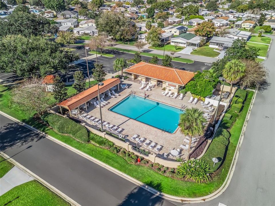 For Sale: $225,000 (2 beds, 2 baths, 1384 Square Feet)