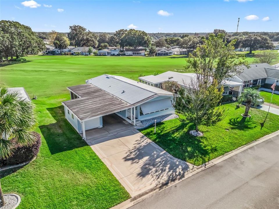 For Sale: $225,000 (2 beds, 2 baths, 1384 Square Feet)