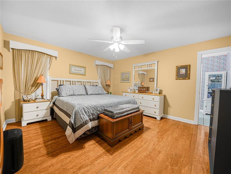 待售: $399,900 (3 贝兹, 2 浴室, 2019 平方英尺)