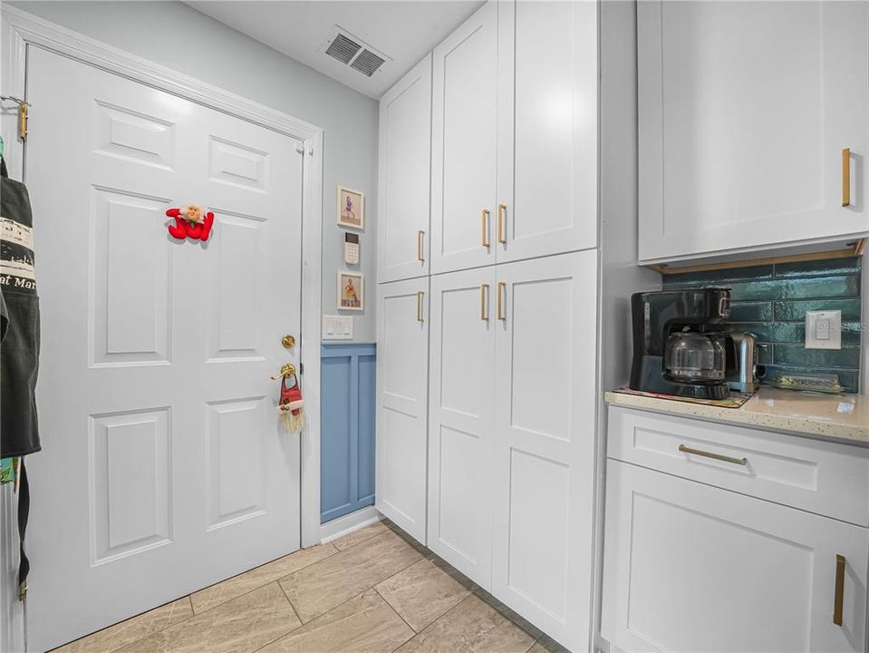 待售: $399,900 (3 贝兹, 2 浴室, 2019 平方英尺)