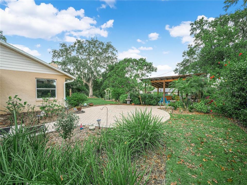 待售: $399,900 (3 贝兹, 2 浴室, 2019 平方英尺)