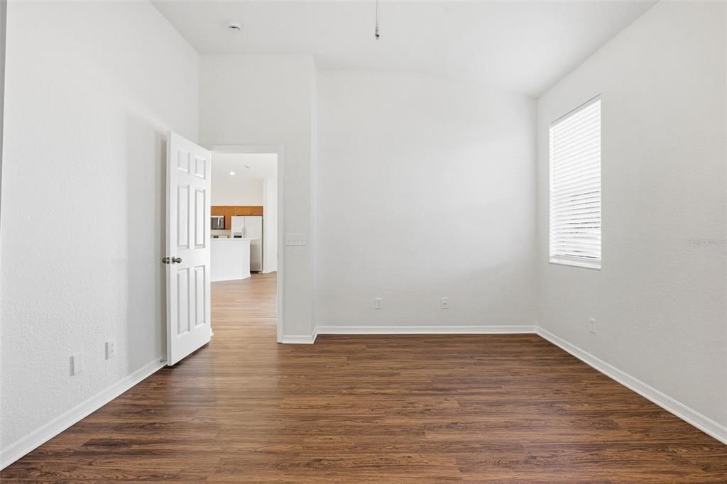 For Sale: $314,900 (4 beds, 2 baths, 1802 Square Feet)